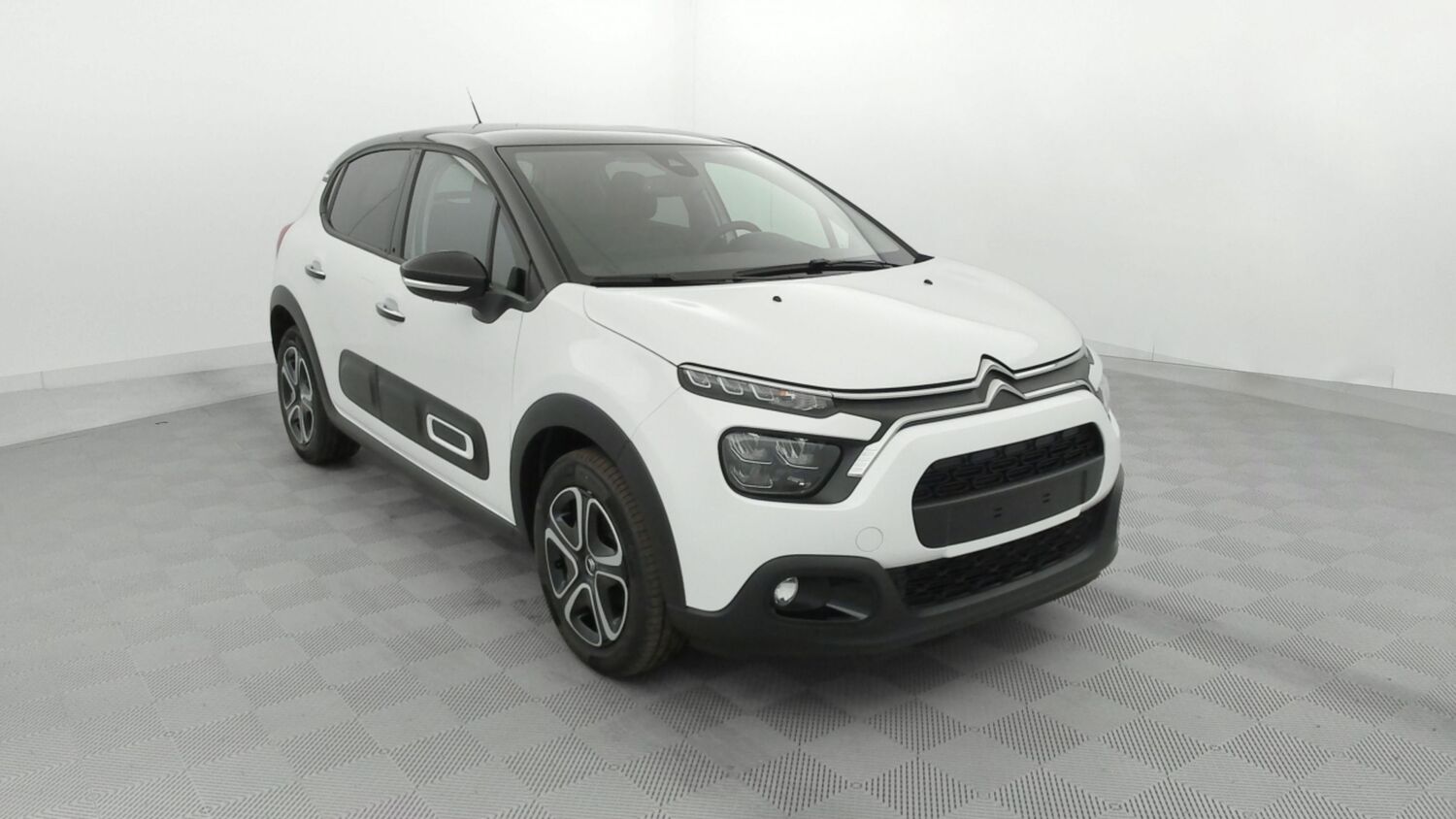 CITROEN C3 III 1.2 PureTech 110ch Shine